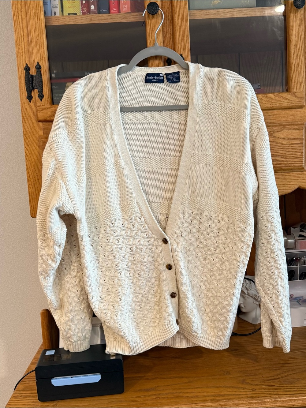 Vtg Cream Textured V-Neck Button Cardigan